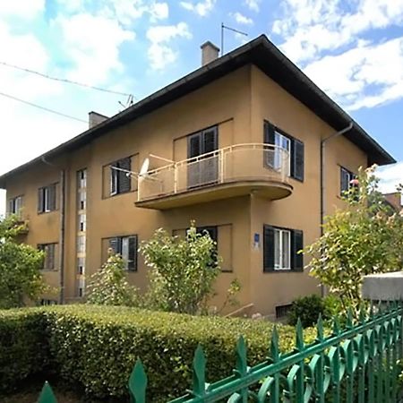 Angela Classic Rooms & Apartments Zagreb Exterior photo