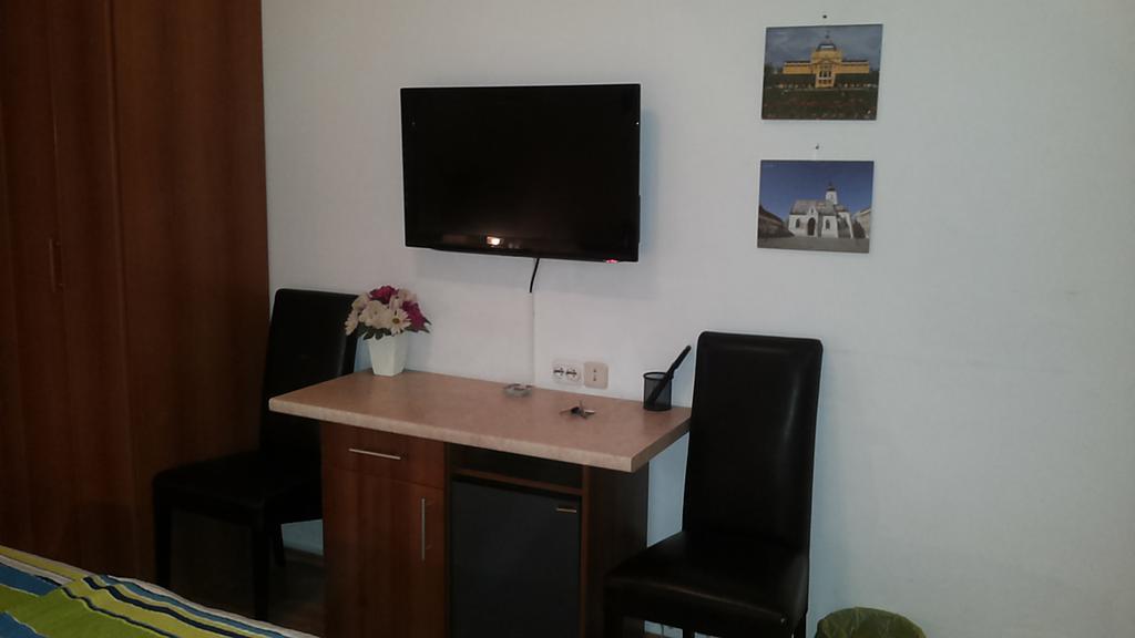 Angela Classic Rooms & Apartments Zagreb Exterior photo